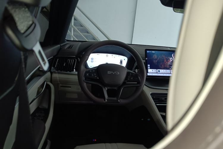 Used BYD Song PLUS New Energy 2025 EV 520km Luxury Version