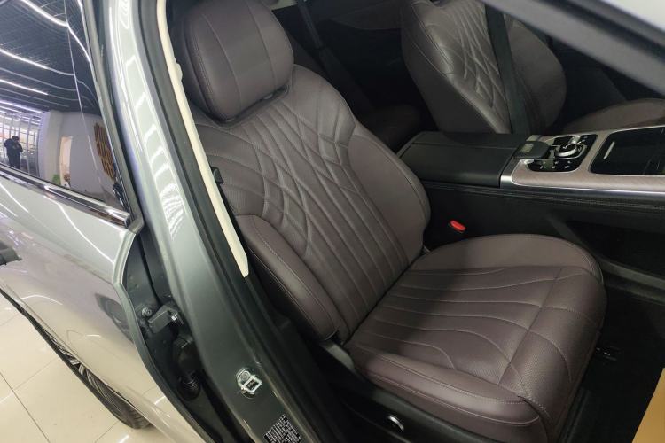 Used Chery Tiggo 9 C-DM 2025 1.5T 106KM Ultra-Comfort Edition 5 Seats Lithium-NMC
