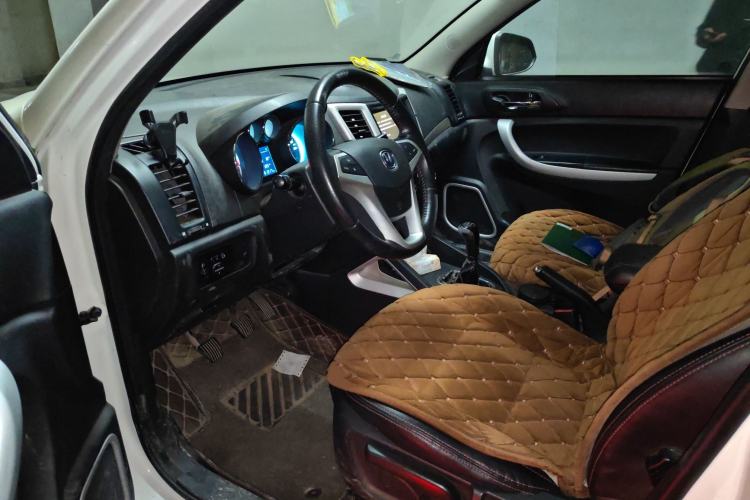 Used Changan CS35 2015 1.6L Manual Luxury Model China V Standard