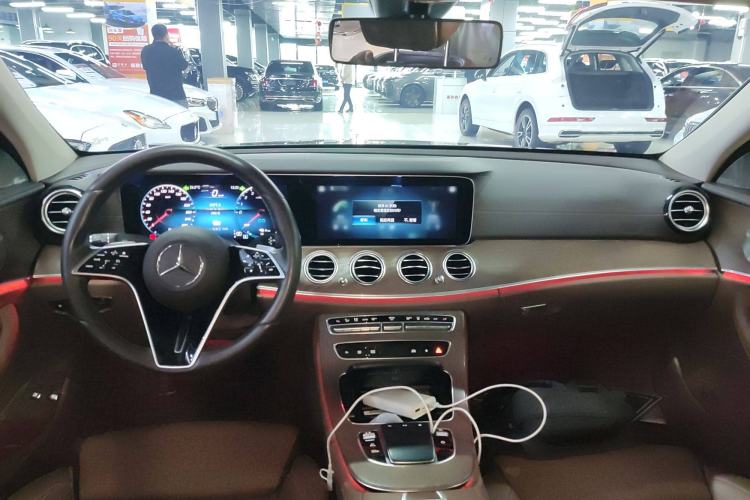 Used Mercedes-Benz E-Class New Energy 2022 Facelift E 350 e L Plug-in Hybrid Sedan
