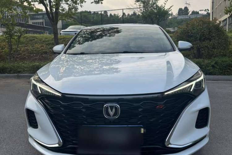 Used Changan Eado 2021 PLUS Blue Whale NE 1.4T GDI DCT Prestige Model
