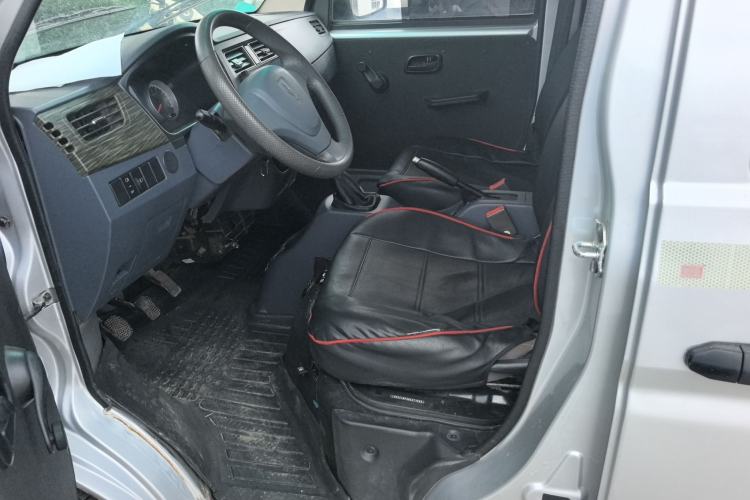 Used Jinbei Hiace X30 2020 1.5L Van Super-Enjoyment Model China VI Standard SWC15M
