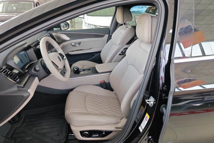 Used BYD Han 2025 DM-i Intelligent Driving Edition 125KM LiDAR Flagship Model
