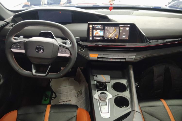 Used Changan UNI-V 2024 1.5T Prestige Sport Edition
