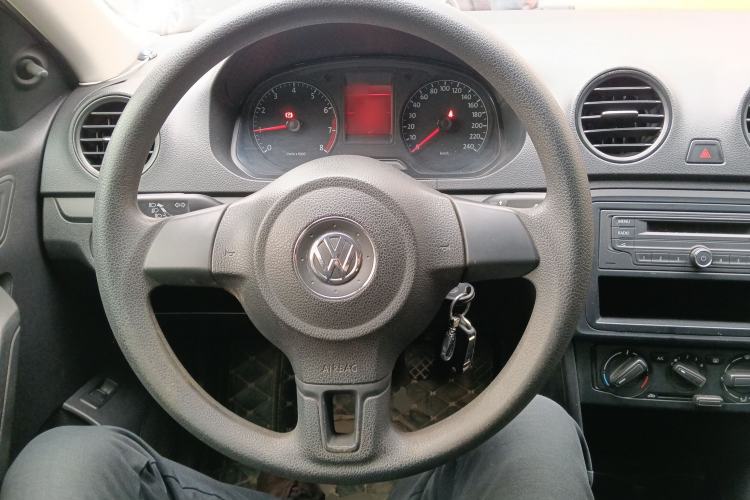 Used Volkswagen Jetta 2015 1.6L Manual Fashion Edition