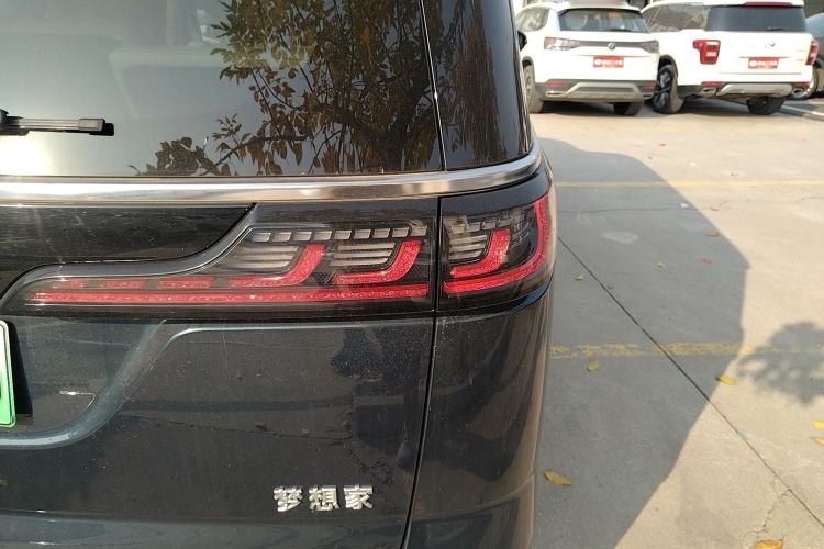 Used VOYAH Dream 2025 PHEV Four-Wheel-Drive Flagship Kunpeng Edition