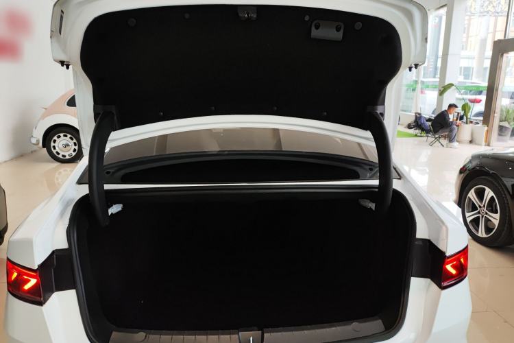 Used BYD Qin PLUS 2021 EV 500KM Luxury Model
