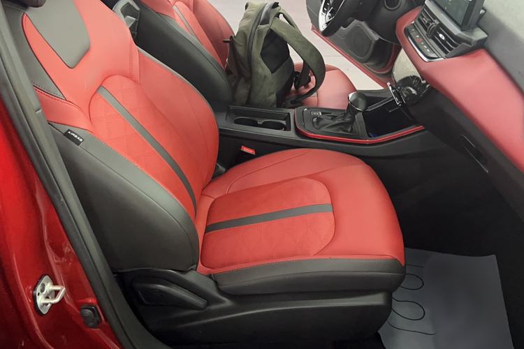 Used Dongfeng Aeolus Yixuan 2021 230T Automatic Hunter Edition
