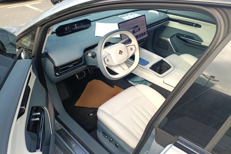 Used  GT 2023 710 Rear-Drive Ultra-Charging Version