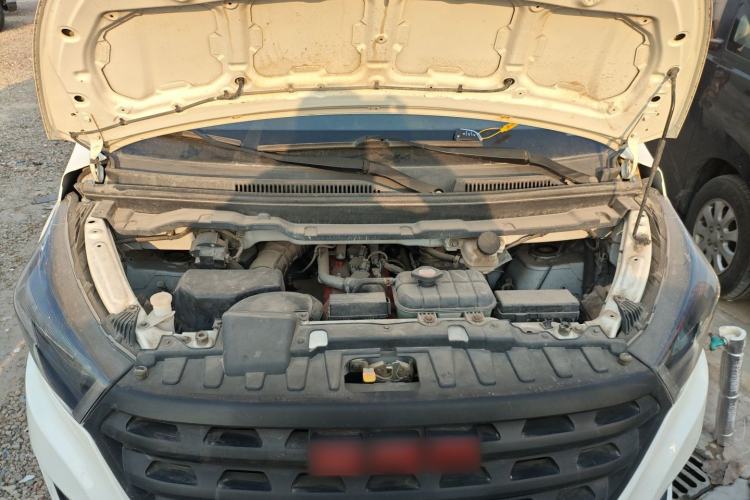 Used Jinbei Gold Hiace M Classic 2022 1.5L Engineering Lion Passenger Vehicle 6 Seats
