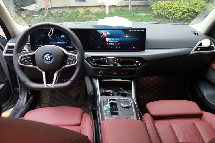 Used BMW i3 2025 eDrive 35 L