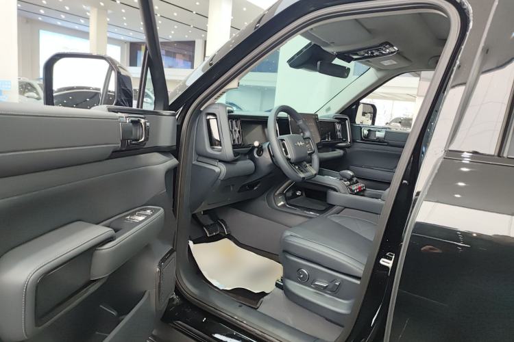 Used Formula Leopard Leopard 5 2025 Laser Qiankun Intelligent Driving Edition
