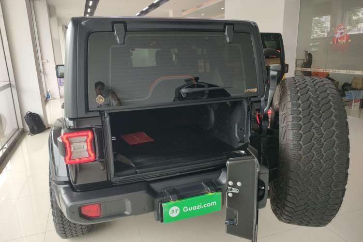 Used  Wrangler 2024 2.0T Sahara Four-Door Edition
