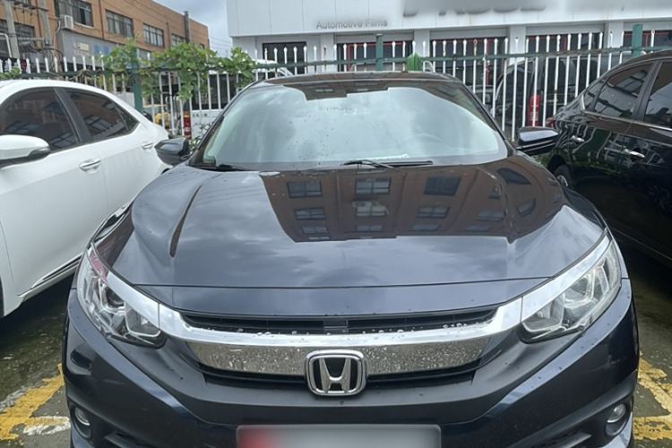 Used Honda Civic 2016 220TURBO CVT Luxury Edition
