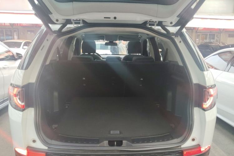 Used Land Rover Discovery Sport 2018 240 PS SE Version
