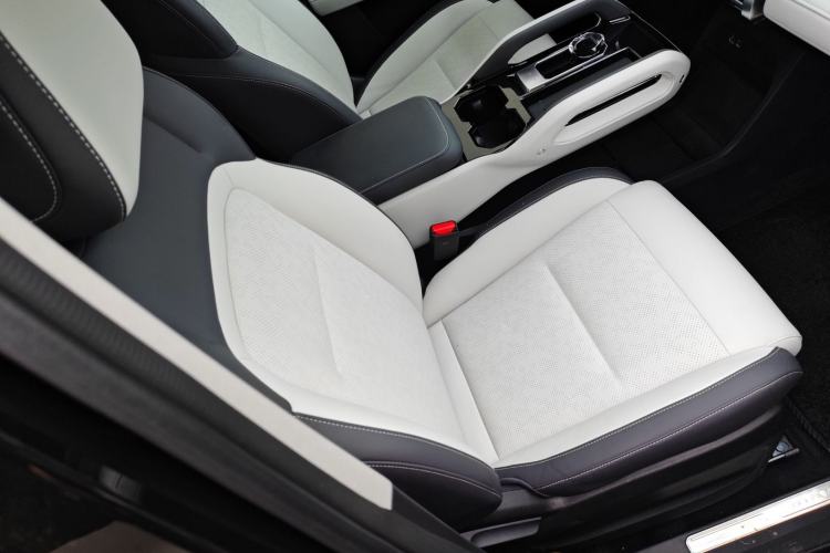 Used  03 2024 472km Four-Wheel Drive Long-Range Version
