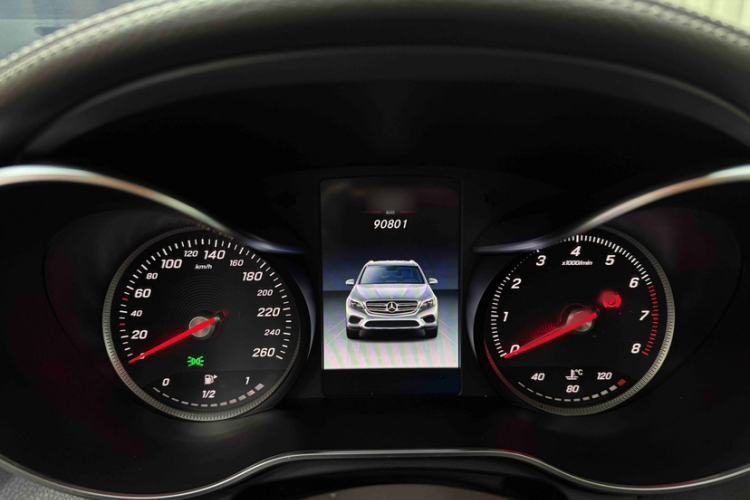 Used Mercedes-Benz GLC 2016 GLC 300 4MATIC Dynamic Model
