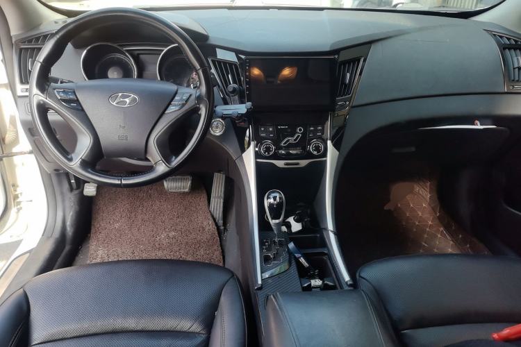 Used Hyundai Sonata 2013 2.0L Automatic Luxury Edition