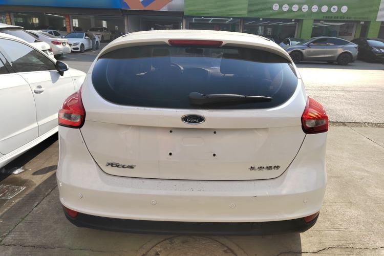 Used Ford Focus 2015 Hatchback 1.6L Automatic Comfort Model
