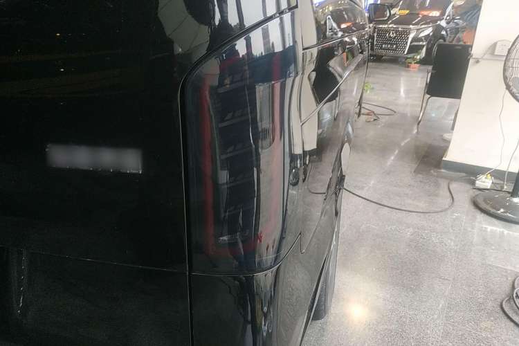 Used Mercedes-Benz Vito 2023 2.0T Business Version 7 Seats