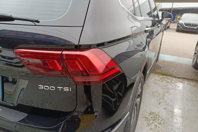 Used Volkswagen Tiguan L 