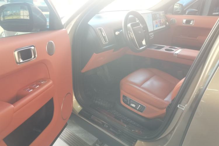 Used Li Auto L9 2022 Max model
