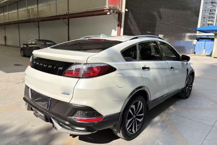 Used Venucia T90 2017 2.0L CVT Smart Edition
