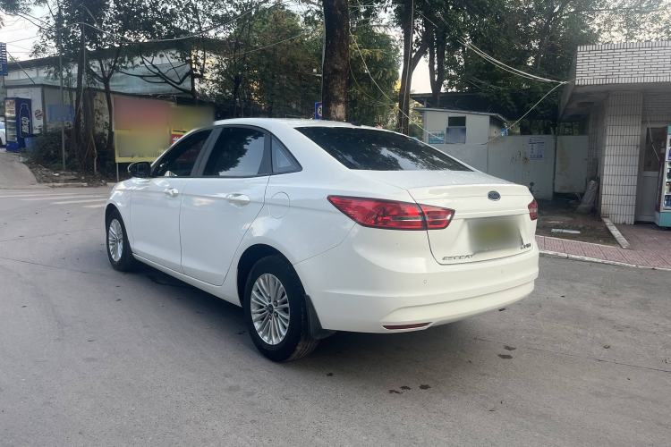 Used Ford Escort 2015 1.5L Automatic Comfort Model
