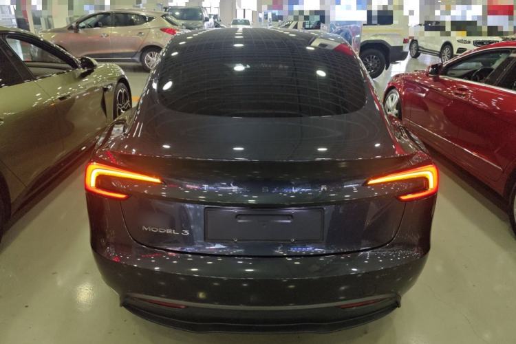 Used Tesla Model 3 2025 Rear-Wheel-Drive Version
