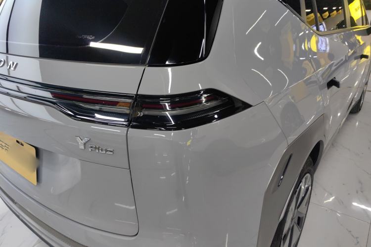 Used AION Y 2024 Younger
