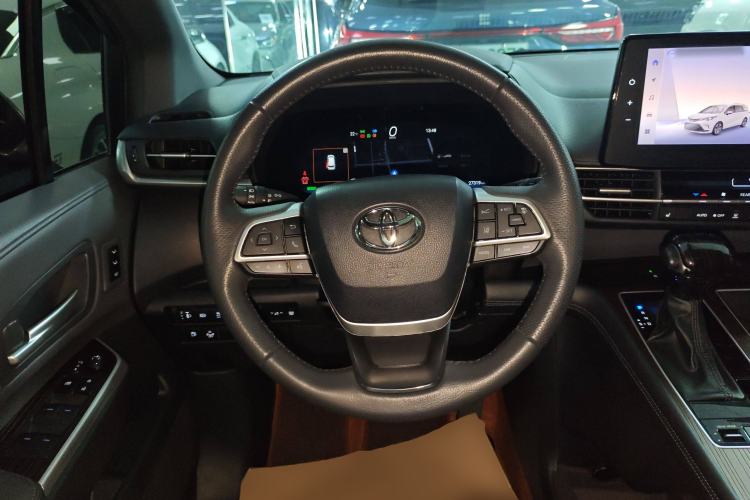 Used Toyota Granvia 2024 2.5L Hybrid Prestige PLUS Edition
