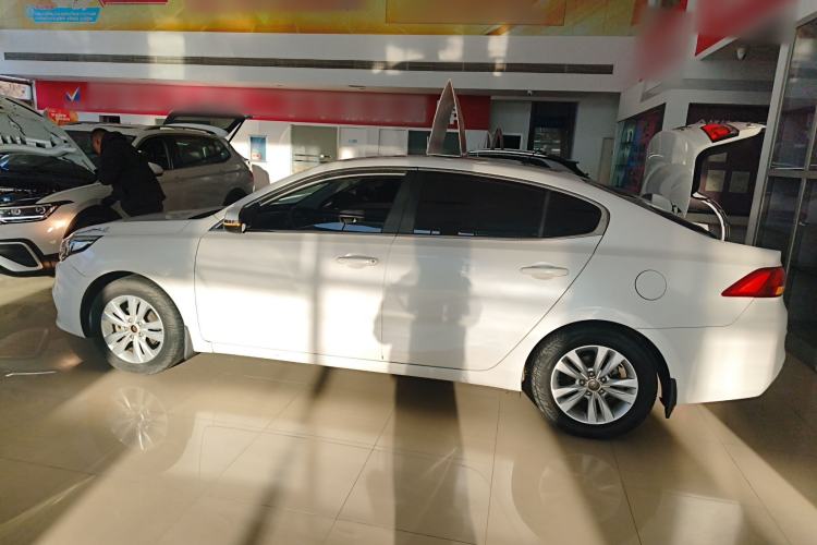 Used Kia K4 2014 1.8L Automatic GL
