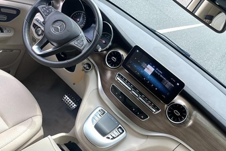 Used Mercedes-Benz V-Class 2020 V 260 L Long-wheelbase Luxury Edition
