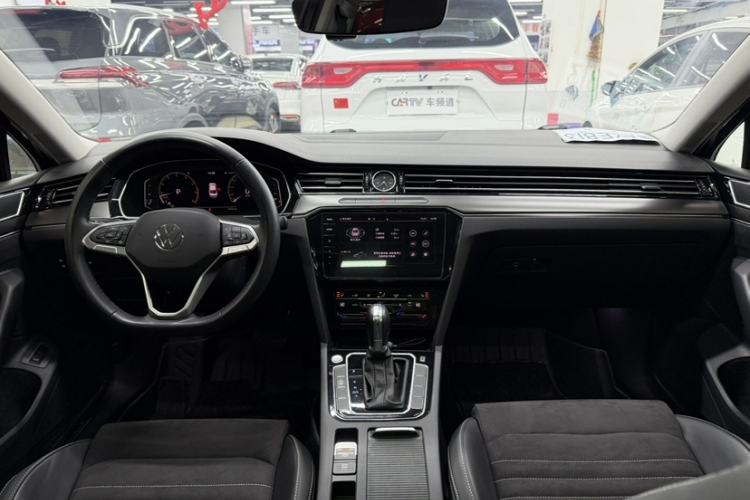 Used Volkswagen Magotan 2020 330TSI DSG Luxury Edition
