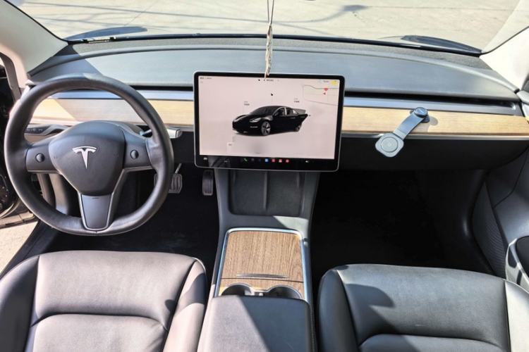 Used Tesla Model 3 2022 Rear-Wheel-Drive Version