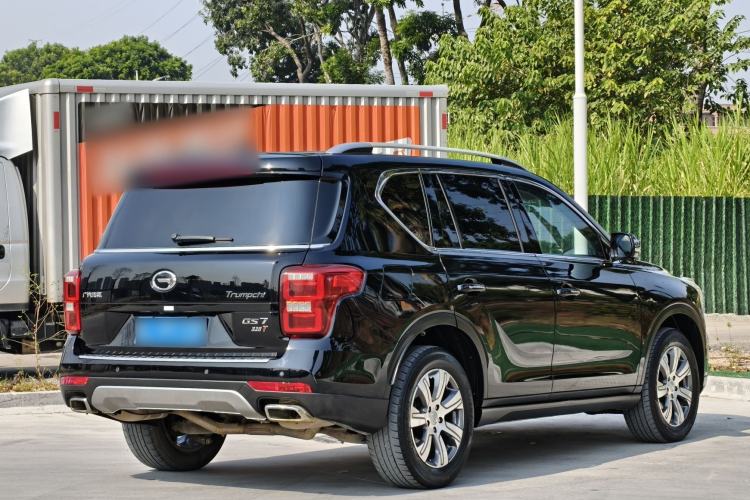 Used GAC Trumpchi GS7 2017 320T Two-Wheel-Drive Luxury Smart Connectivity Model
