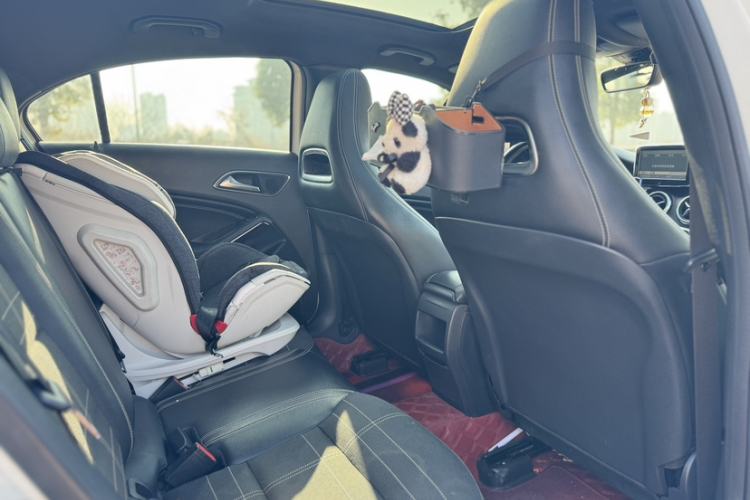 Used Mercedes-Benz A-Class 2015 A 200 Fashion Model