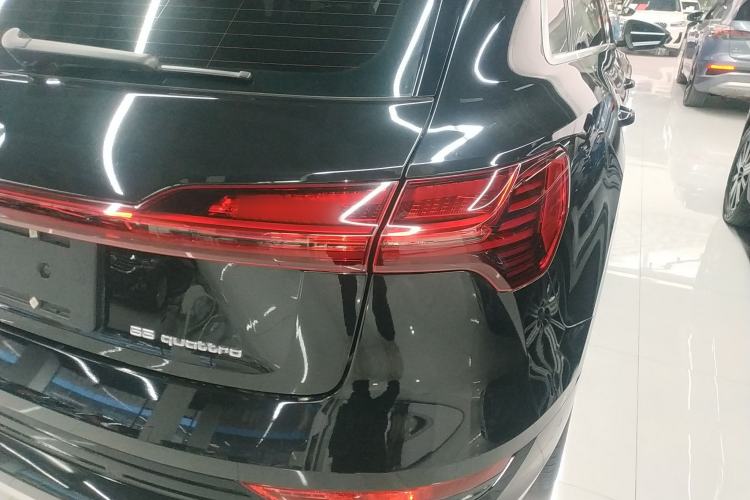 Used Audi e-tron 2019 55 quattro Technology Edition
