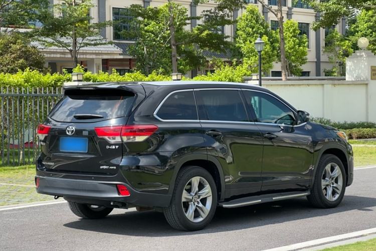 Used Toyota Highlander 2021 2.0T Four-Wheel Drive Luxury Edition 7 Seats
