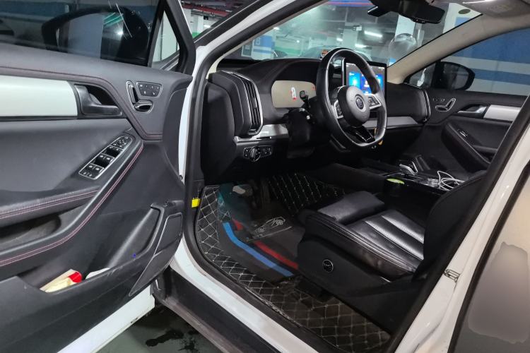 Used BYD Tang New Energy 2018 DM 2.0T All-Wheel Drive Smart Connect Genesis Edition 7 Seats China V Emission Standard