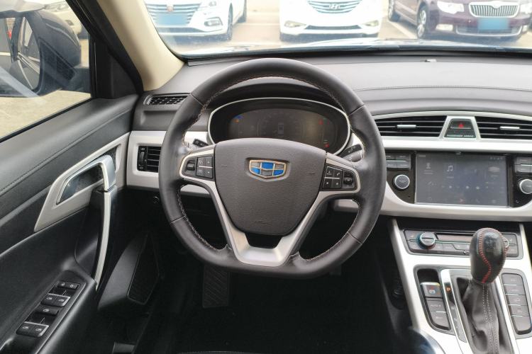 Used Geely Auto Emgrand X7 Sport 2018 1.8TD Automatic Two-Wheel Drive Smart Connect 4G Internet Edition
