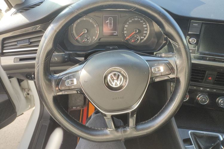 Used Volkswagen Bora 2020 1.5L Manual Comfort Version
