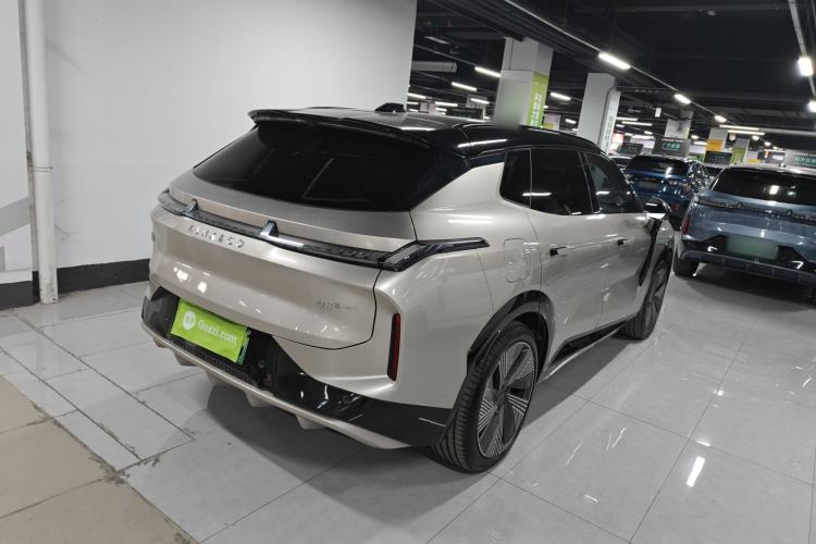 Used Lynk & Co 08 EM-P 2023 220km All-Wheel-Drive Performance Halo
