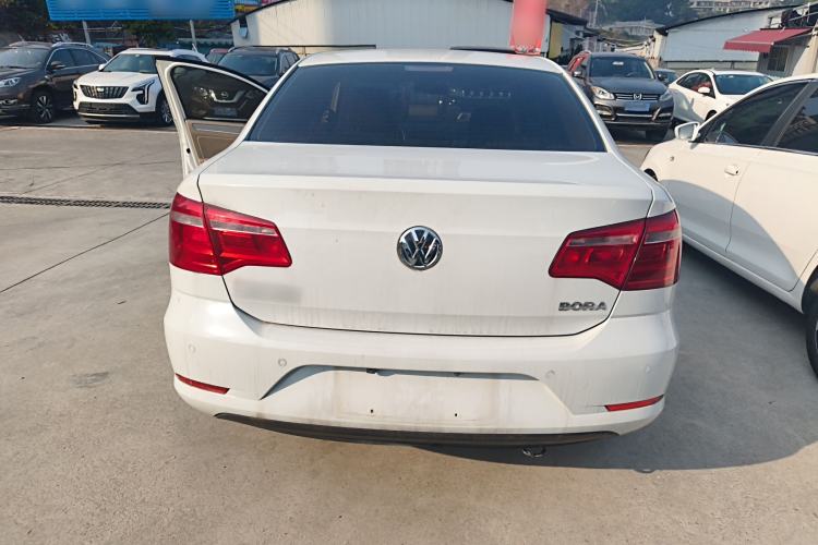 Used Volkswagen Bora 2014 1.6L Automatic Comfort Model
