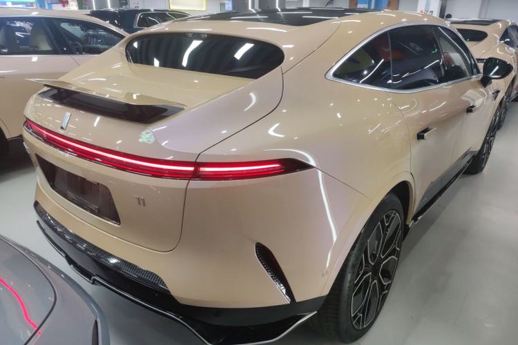 Used  11 2024 630 Rear-Wheel Drive Edition with Three Lasers