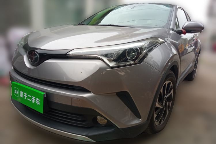 Used Toyota IZOA 2018 2.0L Yichi Version China VI Standard