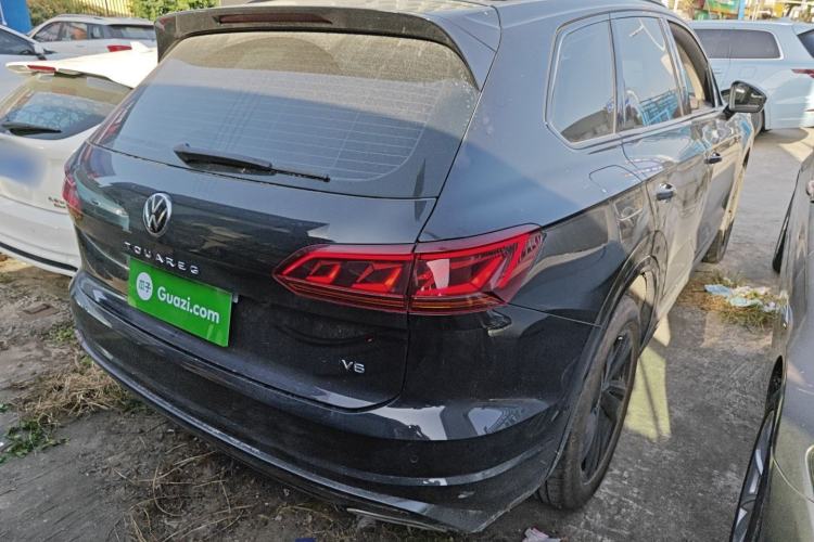 Used Volkswagen Touareg 2022 3.0 TSI Luxury Edition Black Diamond Sport Package
