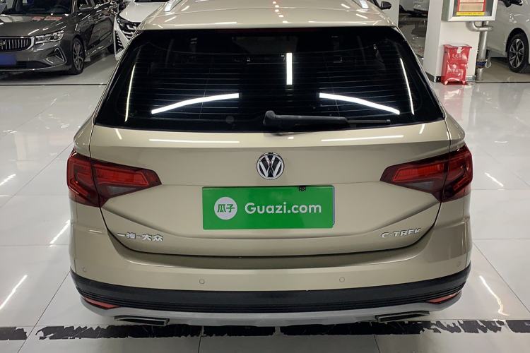 Used Volkswagen C-TREK 2018 1.5L Automatic Comfort Model
