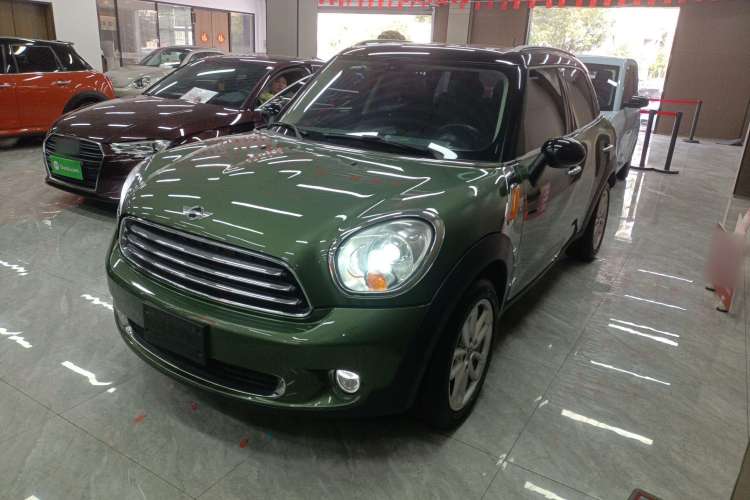 Used  Countryman 2014 1.6L COOPER Fun
