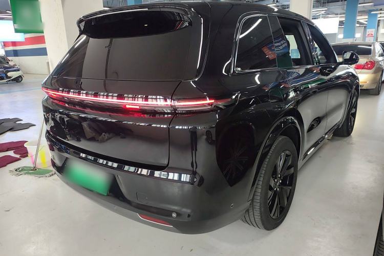 Used Li Auto L8 2023 Pro Model
